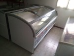 Tre freezer a pozzo capacità 900 litri. Prezzo euro 500...