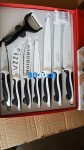 Coltelli svizzeri royalty line 8 pezzi 6.5 euro a set...