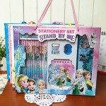 Set 18 pezzi cancelleria €10 - Verona Frozen, Mickey mouse,...