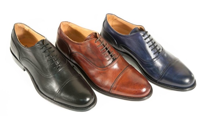 Scarpe-eleganti-uomo-con-suola-di-cuoiostringate-in-pelle-artigianali-made-in-italy.-Copia